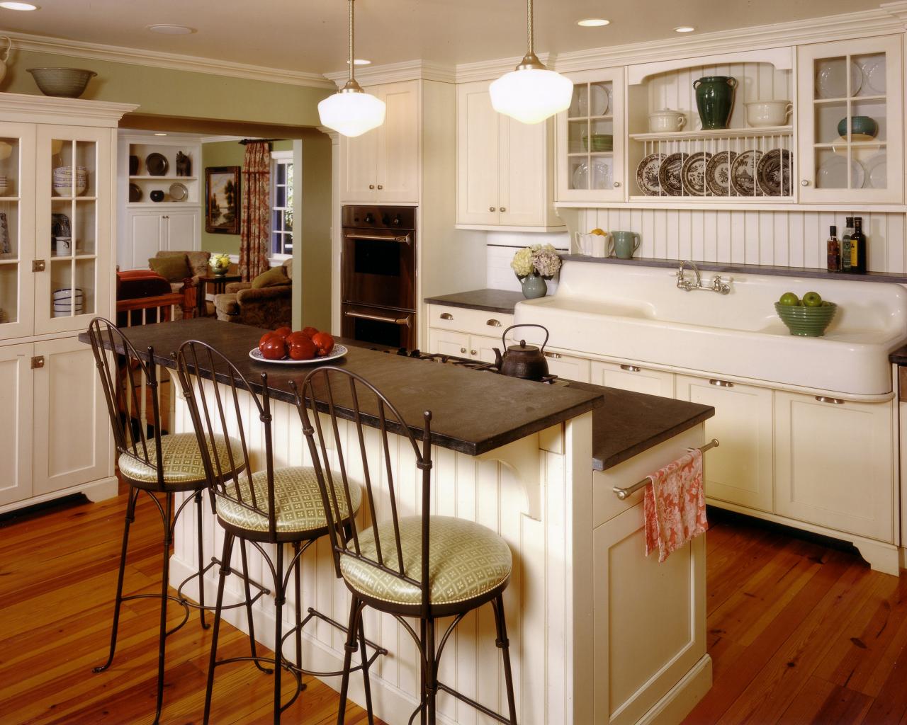 Country Kitchen Design: Pictures, Ideas & Tips From HGTV | HGTV