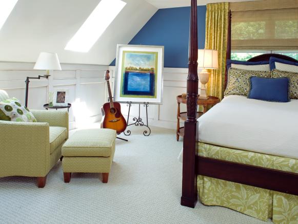 Traditional Bedroom With Cozy Sitting Area Traditional Bedroom With Cozy Sitting Area