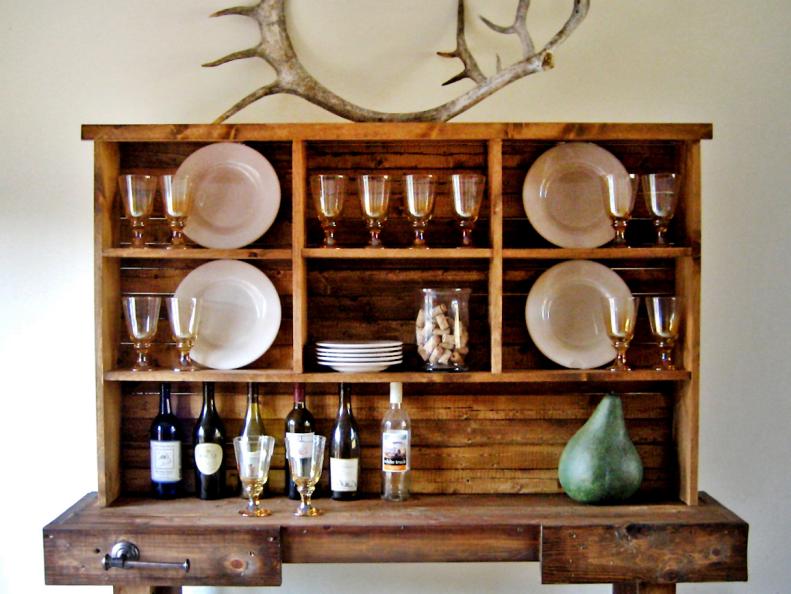 DIY Dining Room Hutch with Dishes