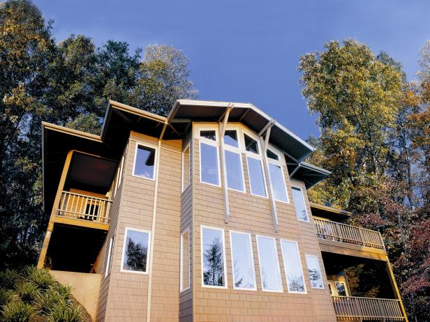 HGTV Dream Home 2000 Exterior