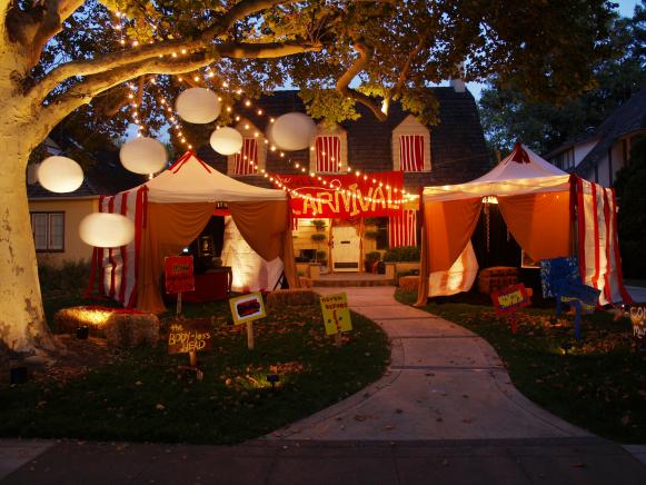 HHBP2S10_Ac1-Halloween-carnival-tent-12_s4x3 HHBP2S10_Ac1-Halloween-carnival-tent-12_s4x3