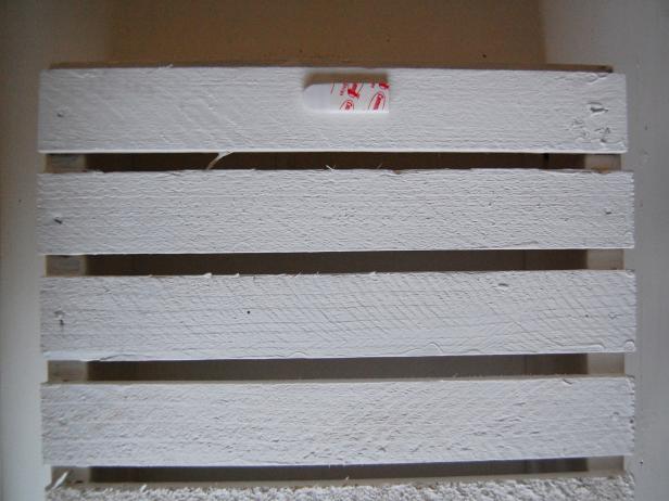 How To Construct Simple Bathroom Shelving: Step 3 How To Construct Simple Bathroom Shelving: Step 3