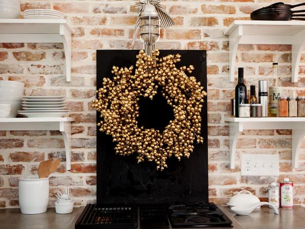 Kitchen With Festive Metallic Wreath Kitchen With Festive Metallic Wreath