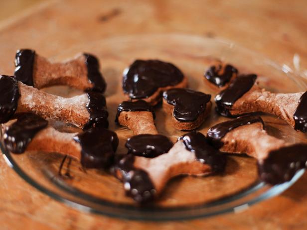 Homemade Peanut Butter Dog Biscuits