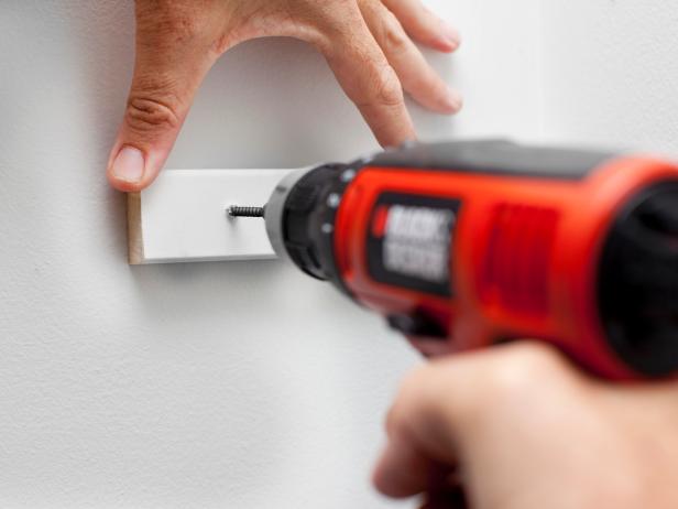Attach Support Trim to Wall for DIY Built in Shelf Attach Support Trim to Wall for DIY Built in Shelf
