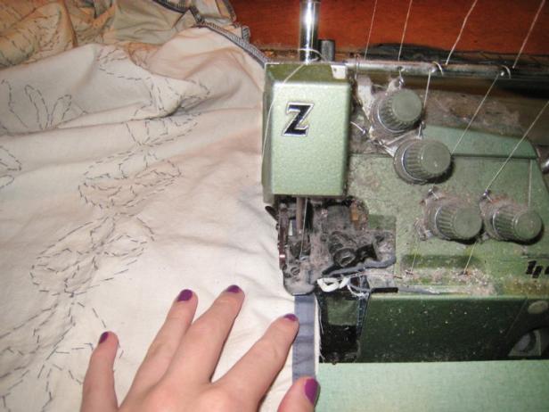 Sew On the Zipper Sew On the Zipper