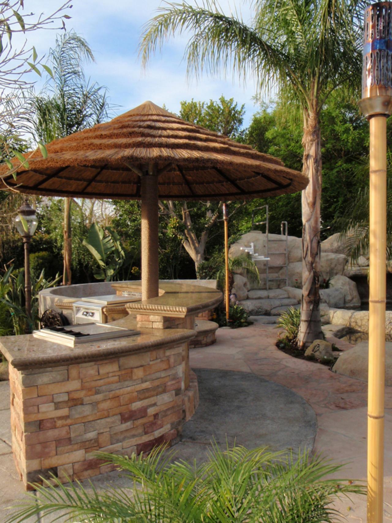 Outdoor Tiki Bar Excellent Outdoor Bars Furniture Tiki Bar Ideas