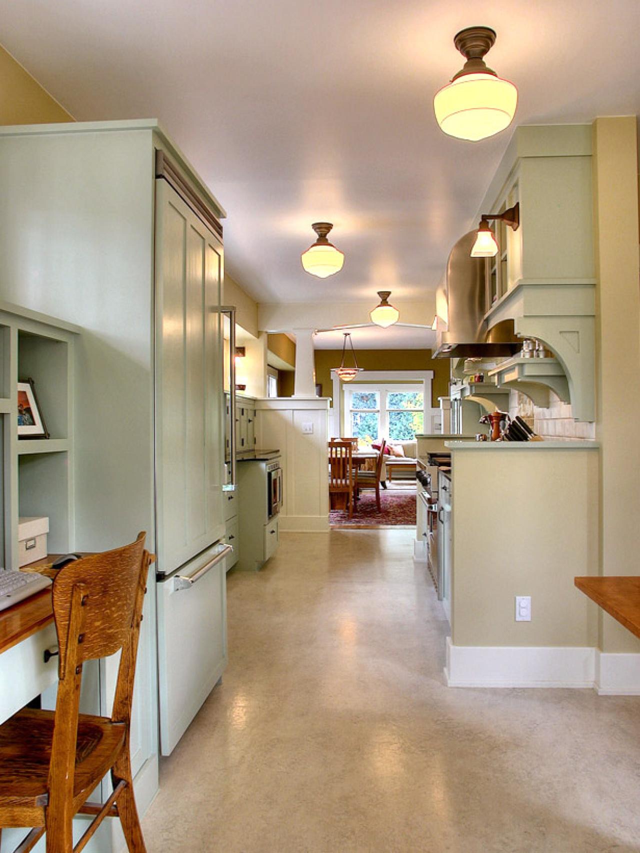 original_galley-cottage-kitchen_s3x4.jpg.rend.hgtvcom.1280.1707.jpeg