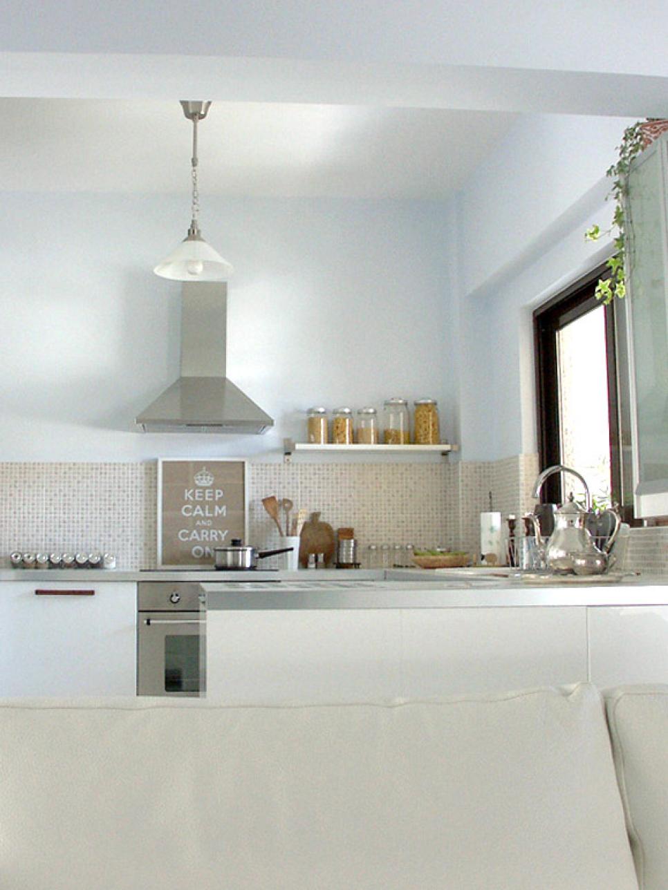 Small Kitchen Design Ideas and Solutions | HGTV Small Kitchen Design Ideas and Solutions | HGTV