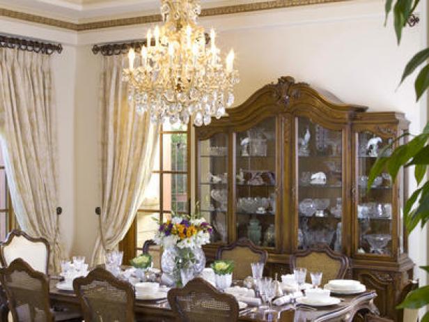 8 Elegant Victorian-Style Dining Room Designs | HGTV