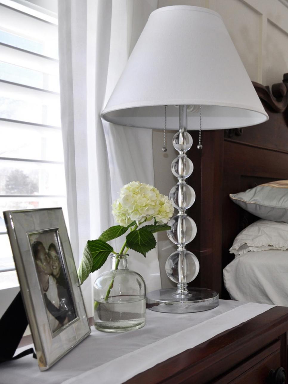 6 Gorgeous Bedside Lamps | HGTV