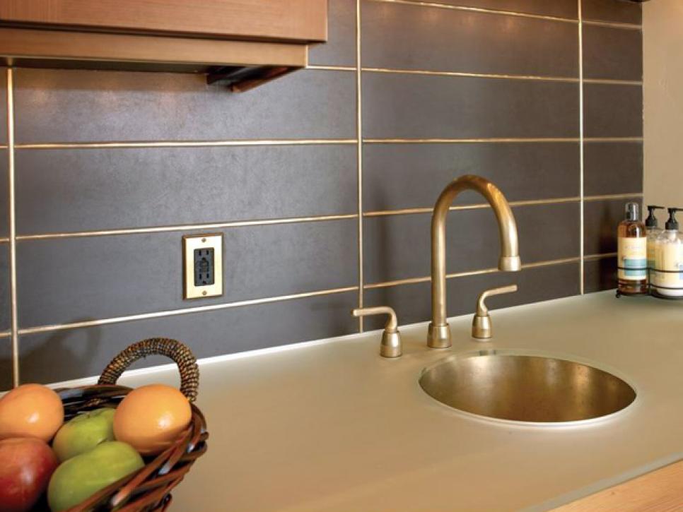 33+ Metal Backsplash Ideas - (Modern?) Add a splash of modern styling!