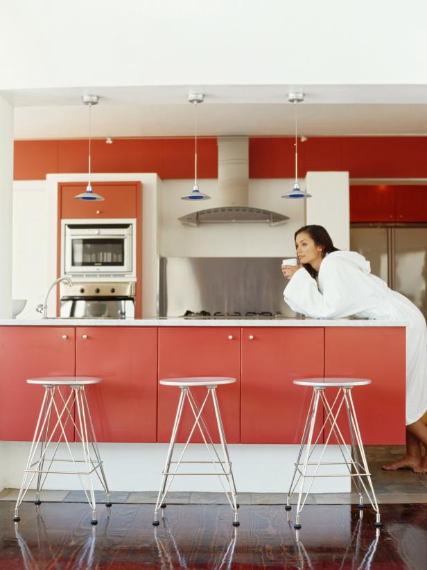 Pendant Light Trio Over Kitchen Island