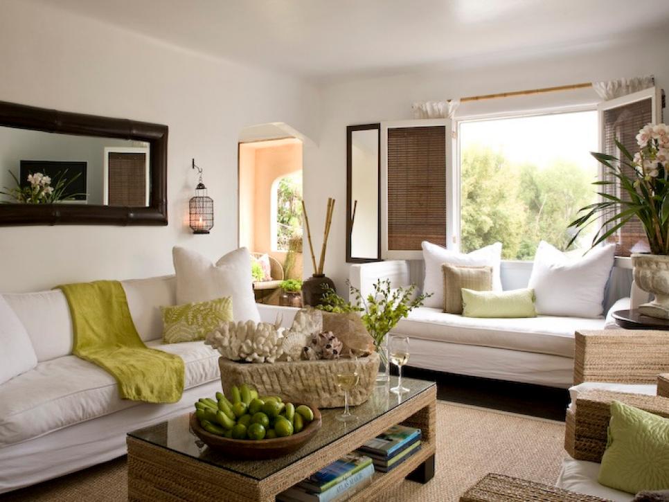 Coastal Living Room Ideas | HGTV
