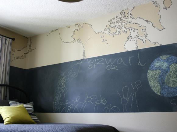 Kid's Room with Chalkboard and Mural Walls Kid's Room with Chalkboard and Mural Walls