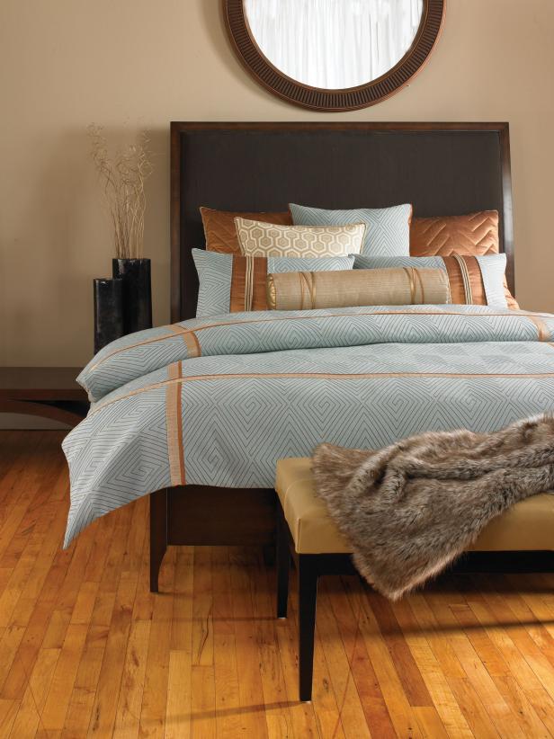 Throws in the Bedroom HGTV