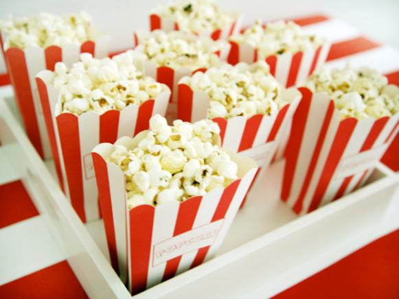 CI-Laura-Fenton_circus-kids-party-popcorn_s4x3 CI-Laura-Fenton_circus-kids-party-popcorn_s4x3