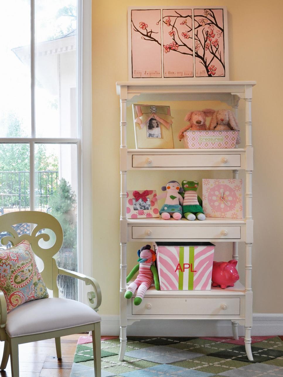 bookshelves for girls