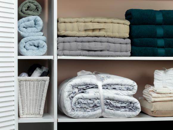 Organized Linen Closet Organized Linen Closet