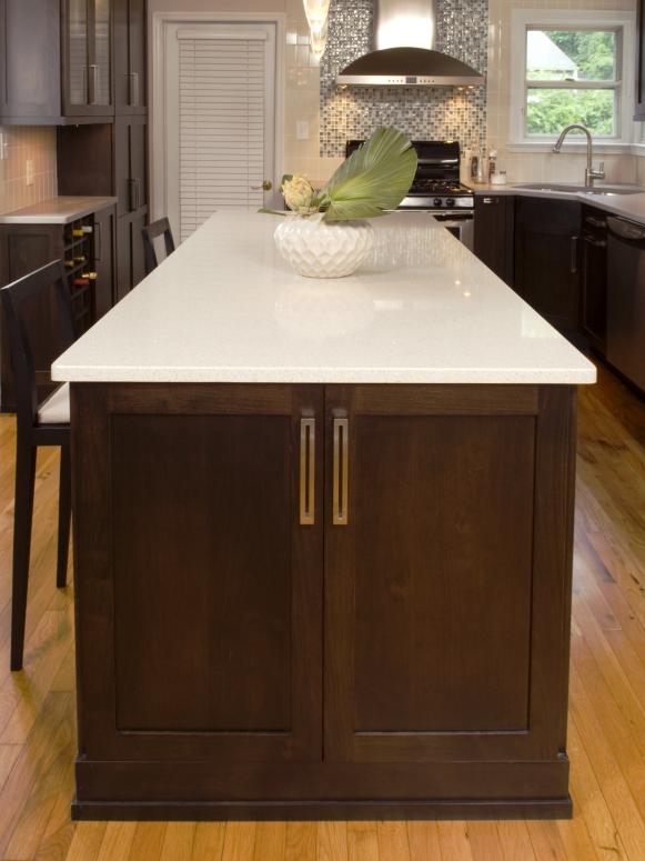 Kitchen Island Adds Extras Space in Kitchen Kitchen Island Adds Extras Space in Kitchen