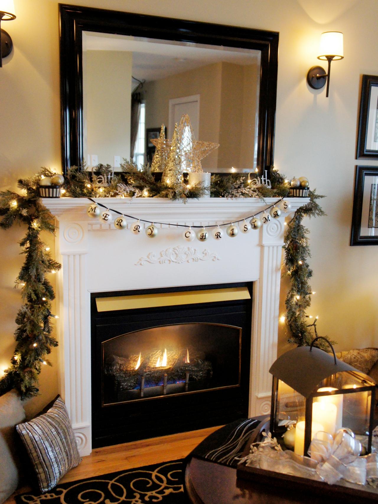 Christmas Mantels Interior Design Styles and Color Schemes for Home