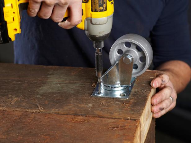 Dan Faires Reclaimed Lumber Coffee Table Step 6