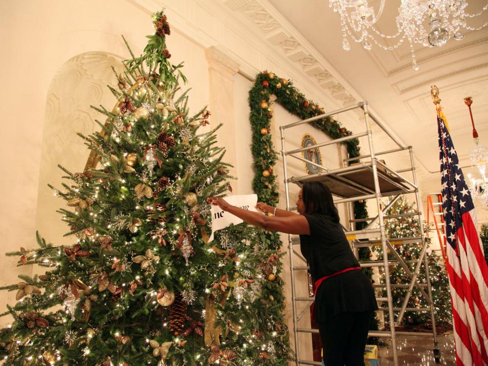 decorating the white house for christmas white house decorating the white house for christmas white house