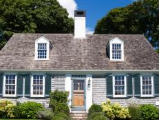Early American settlers developed this Northeastern U.S. style, which is known for its gabled roof and plain front.