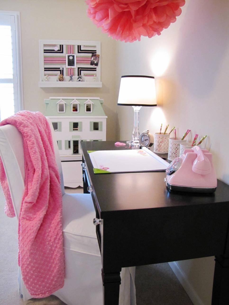 Sophisticated Desk For Teen Girl Black Desk With Pink Telephone, White Desk Chair With Pink Throw