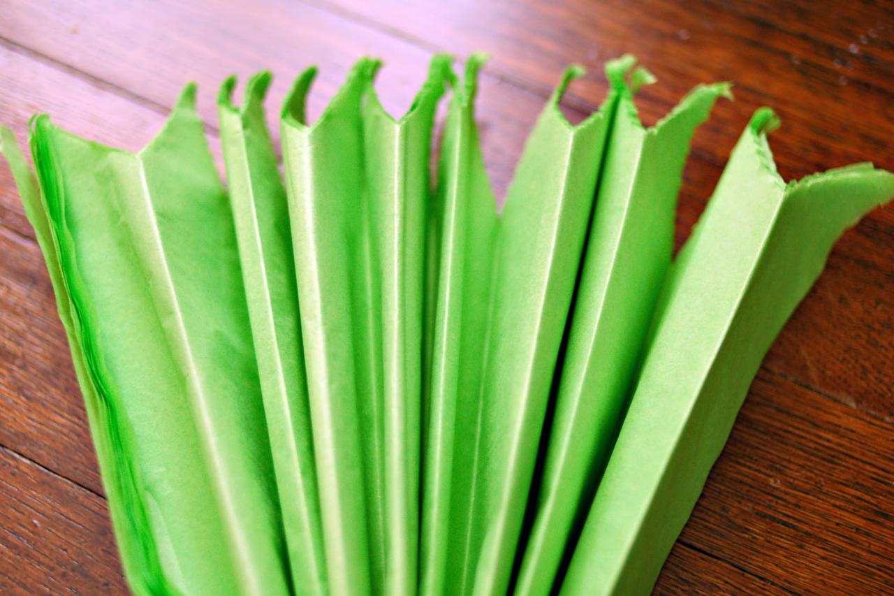 how to make tissue paper pom poms how to make tissue paper pom poms