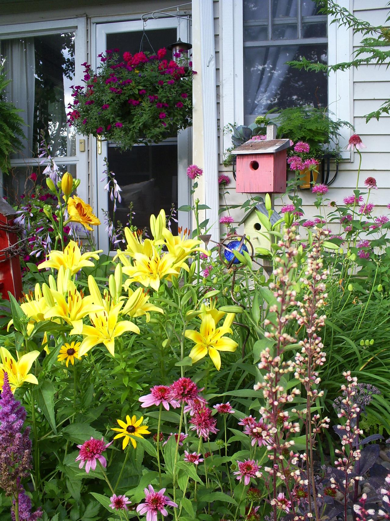 front door gardening a cottage style garden welcomes visitors to hgtv 