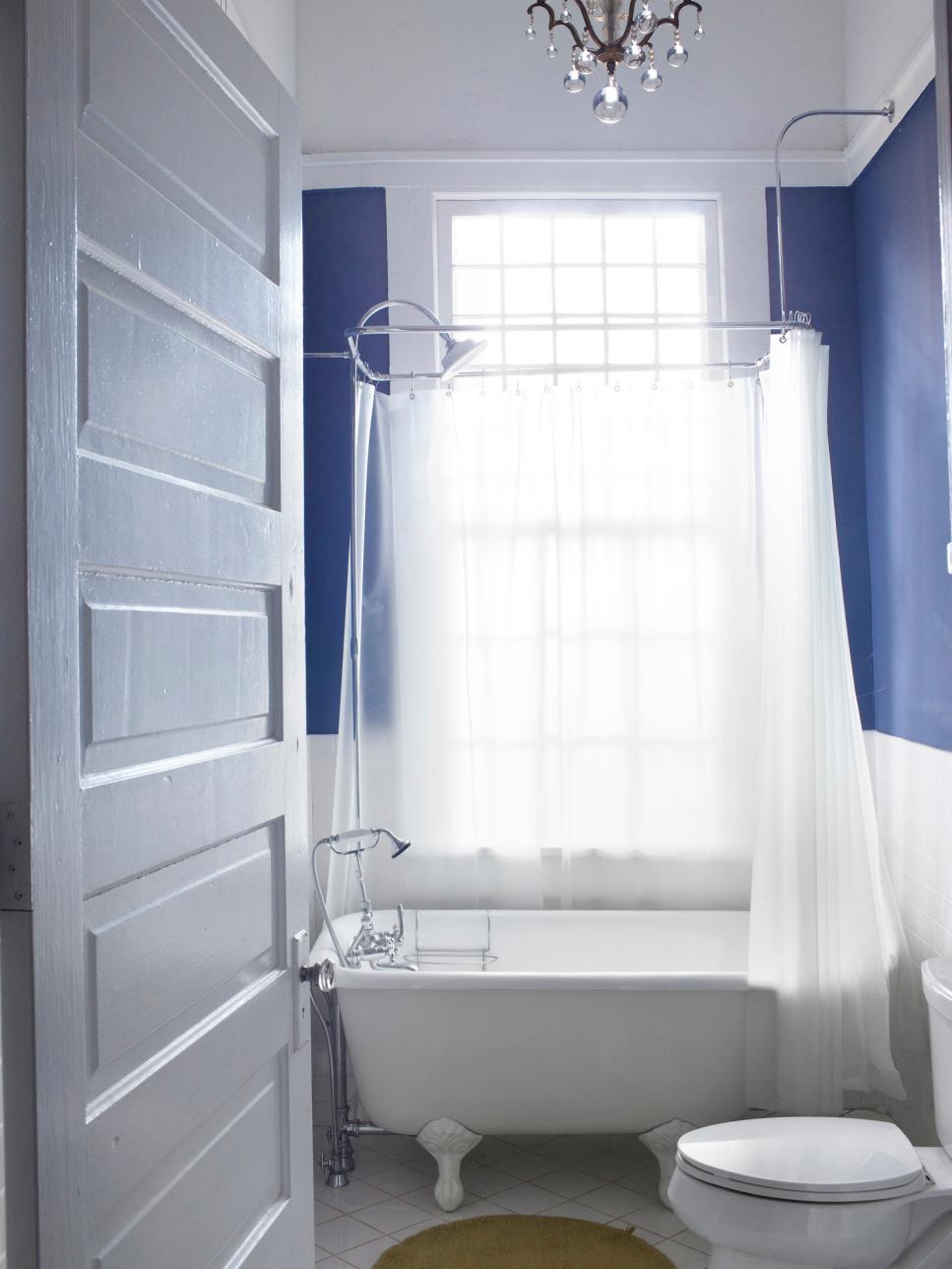 Blue Bathroom With Clawfoot Tub
