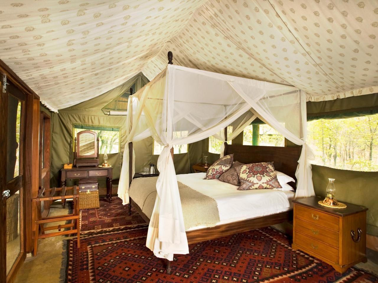 CI-Africa-Bushcamp-Zungulila_bedroom-tent-fabbric-outdoor-canvas_s4x3.jpg.rend.hgtvcom.1280.960.jpeg