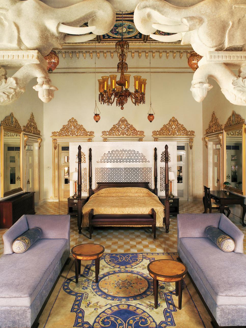 Tour the World's Most Luxurious Bedrooms HGTV
