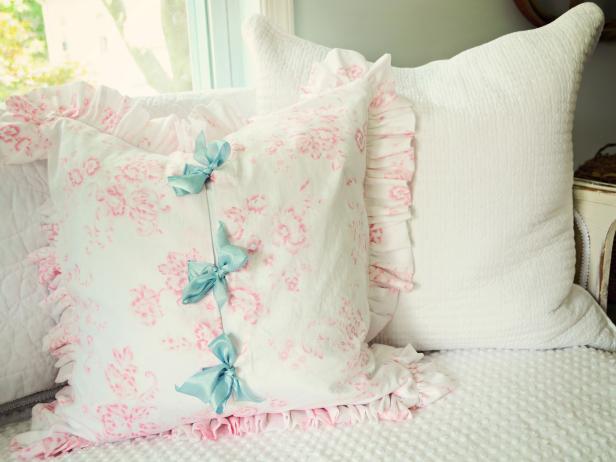 Shabby Chic Pillowcase With Ruffle and Bows Shabby Chic Pillowcase With Ruffle and Bows