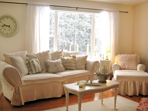 white shabby chic living room