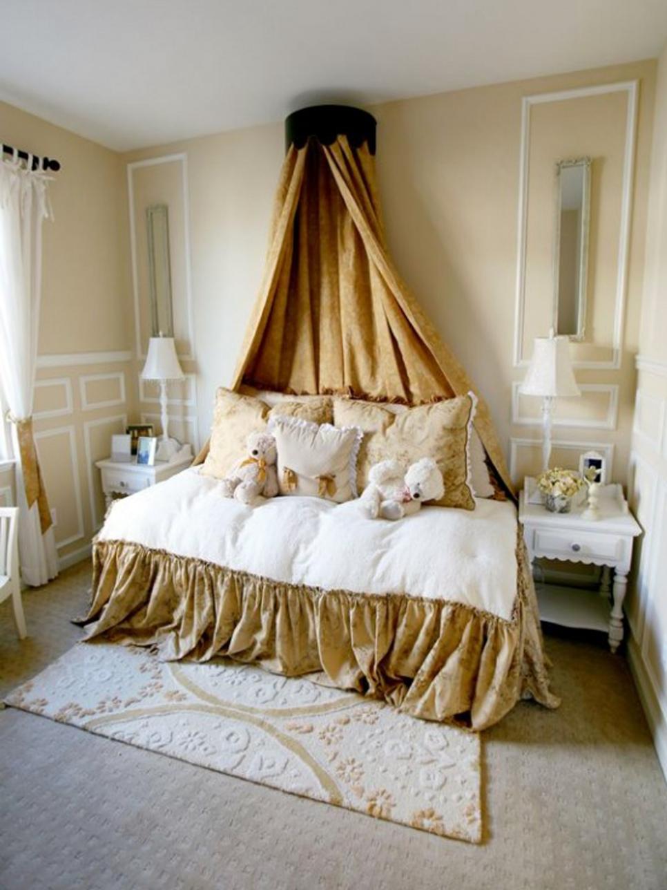 Neutral Traditional Kid's Room With Canopy Daybed Neutral Child's Room With Gold-Colored Canopy Daybed