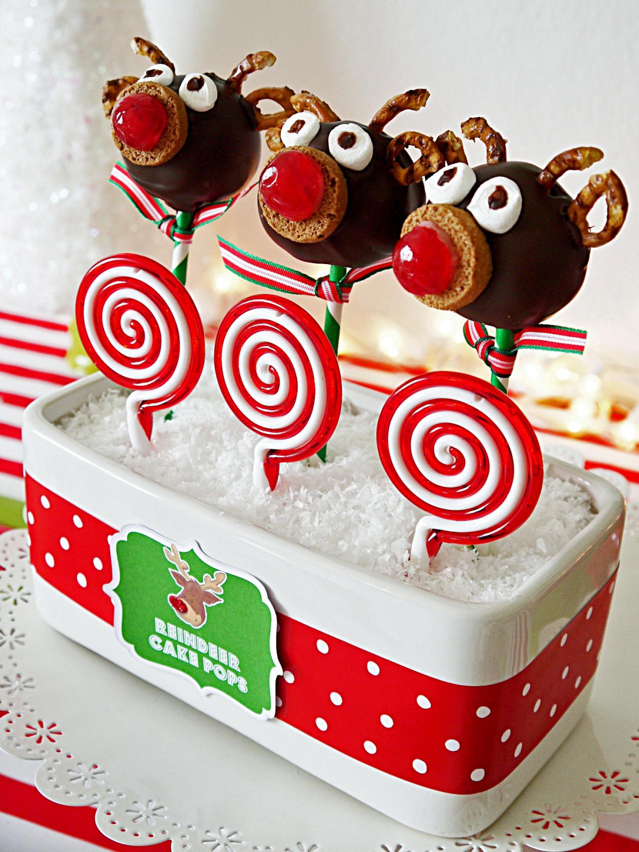 Rudolph Cake Pops Recipe | HGTV