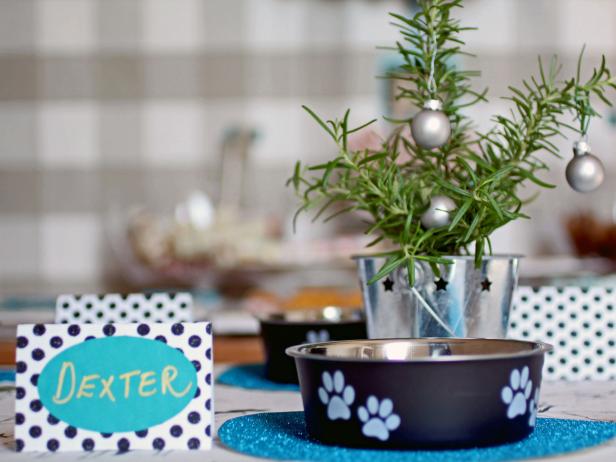 Name Cards and Paw Print Dog Bowl Name Cards and Paw Print Dog Bowl