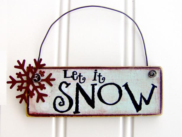 DIY Paint-Stick Christmas Craft