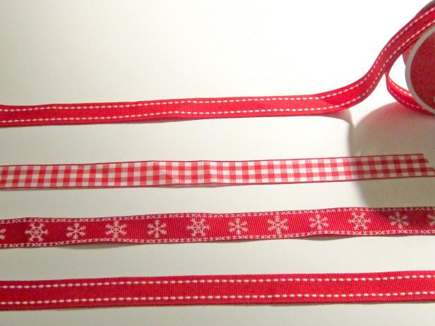 original_Carrie-Corson-ribbon-tree-wall-art-step-two_s4x3 original_Carrie-Corson-ribbon-tree-wall-art-step-two_s4x3