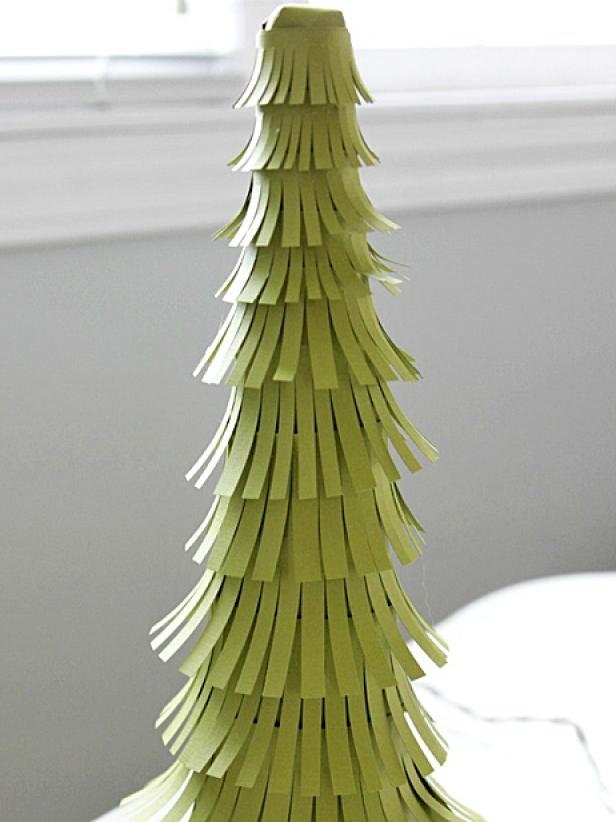 original_Heather-Freeman-paper-christmas-tree-step-eight_s3x4 original_Heather-Freeman-paper-christmas-tree-step-eight_s3x4