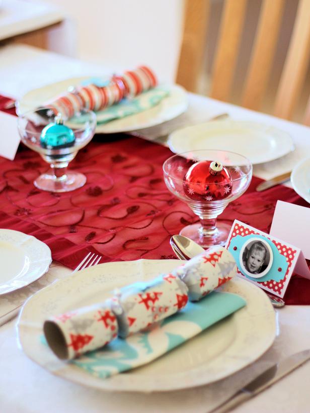 original_Lisa-Sarah-Cox-holiday-centerpiece-photo-placecards_s3x4 original_Lisa-Sarah-Cox-holiday-centerpiece-photo-placecards_s3x4