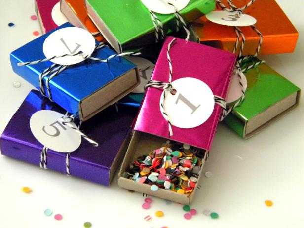 original_Carolyn-Garris-new-years-confetti-party-box_s4x3 original_Carolyn-Garris-new-years-confetti-party-box_s4x3