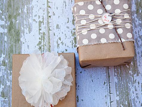 Two Ways to Wrap Gorgeous Gifts With Plain Brown Paper