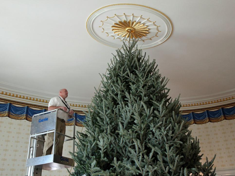 White House Christmas 2012: Decorating America's First Home for the Holidays | White House