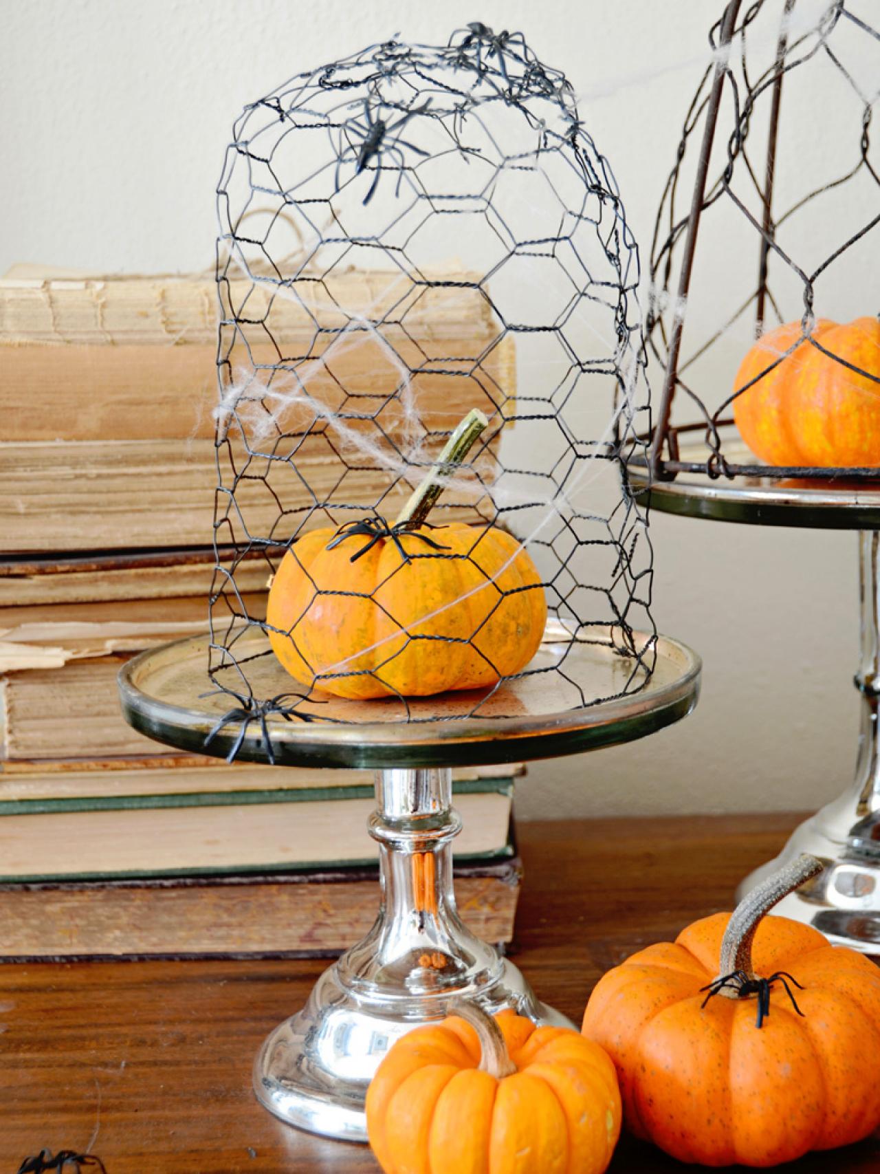 chicken wire halloween figures