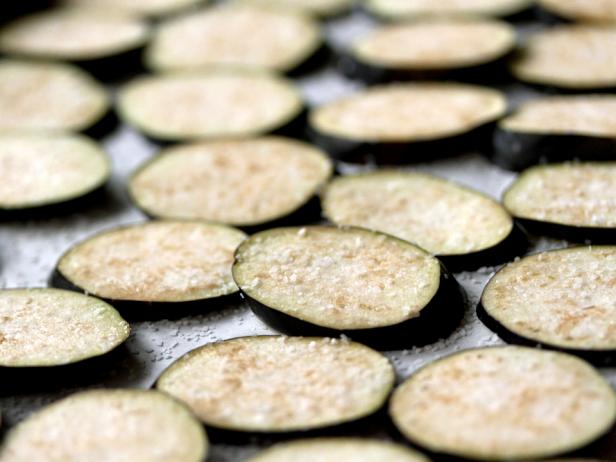 CI-Whats-Gaby-Cooking_Eggplant-Prep_s4x3 CI-Whats-Gaby-Cooking_Eggplant-Prep_s4x3