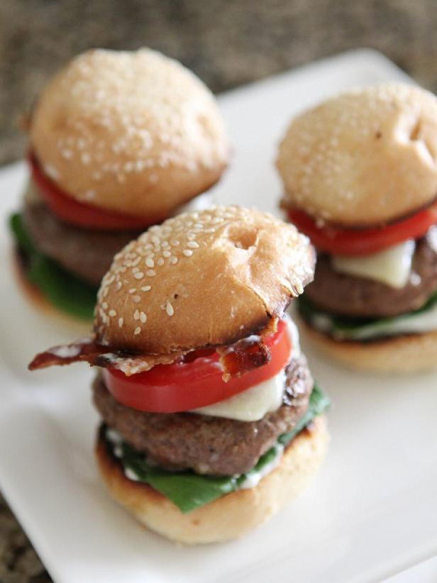 Bacon and Ranch Cajun Baby Cheeseburgers Bacon and Ranch Cajun Baby Cheeseburgers