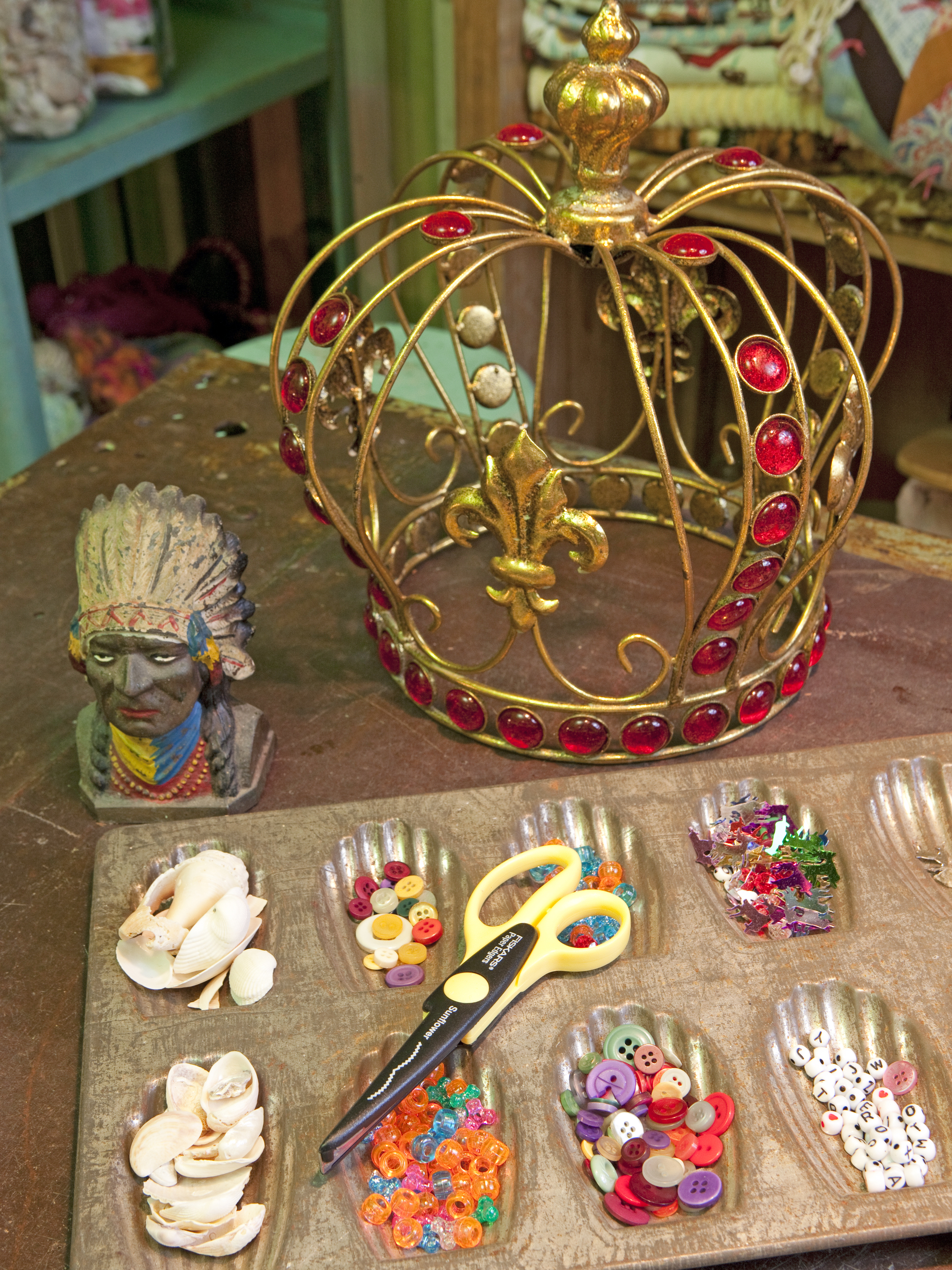 3 Easy Ways To Organize Pot and Pan Lids pictures photo 3 Easy Ways To Organize Pot and Pan Lids